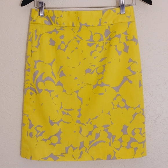 J. Crew Yellow & Gray Floral Pencil Skirt - Picture 2 of 6